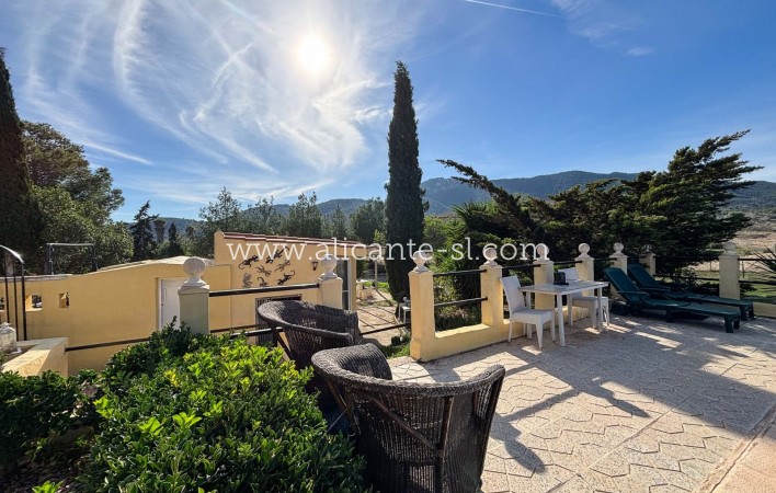 Venta - Finca - Hondón de las Nieves