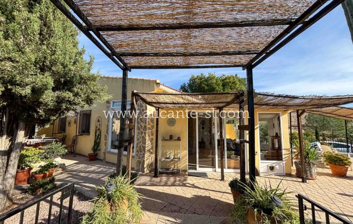 Venta - Finca - Hondón de las Nieves