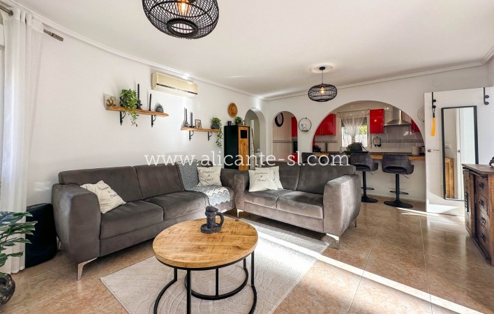 Sale - Villa  - Rojales - Ciudad Quesada