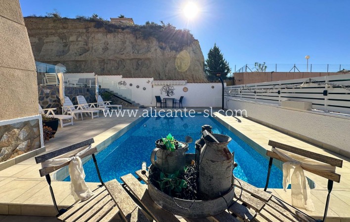 Sale - Villa  - Rojales - Ciudad Quesada