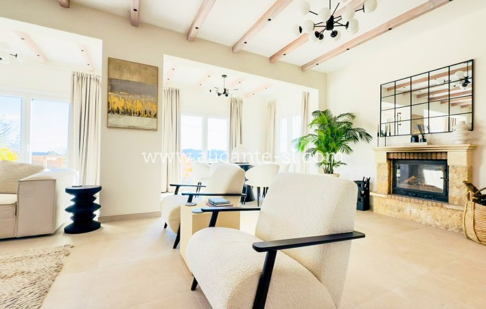 Sale - Country House - Pinoso