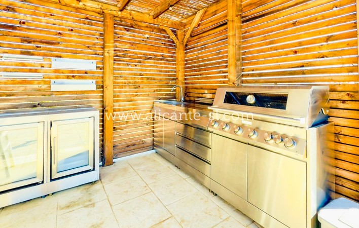 Sale - Country House - Pinoso