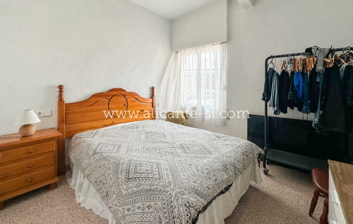 Sale - Finca - Hondón de las Nieves