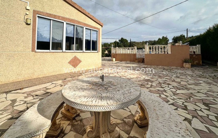 Sale - Finca - Hondón de las Nieves