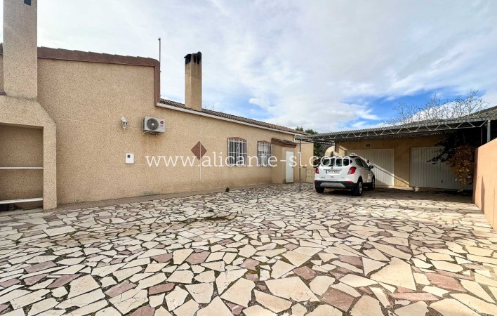 Sale - Finca - Hondón de las Nieves