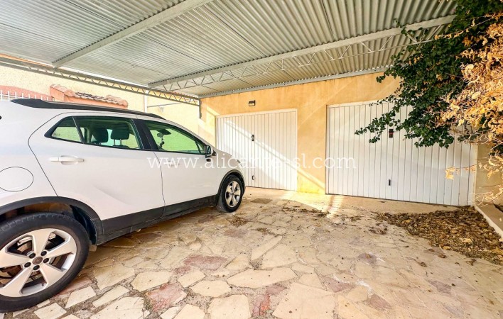 Sale - Finca - Hondón de las Nieves