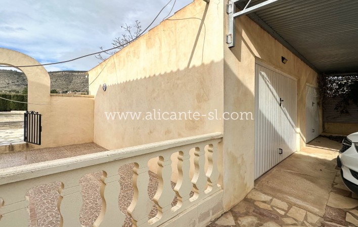 Sale - Finca - Hondón de las Nieves