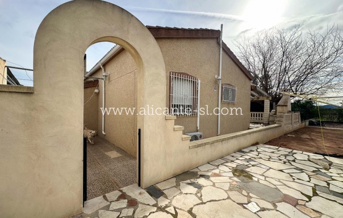 Sale - Finca - Hondón de las Nieves