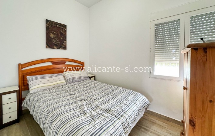 Sale - Finca - Hondón de las Nieves