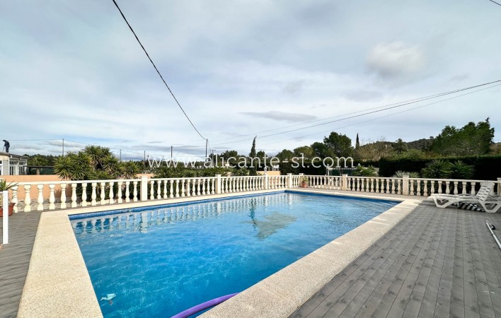 Sale - Finca - Hondón de las Nieves