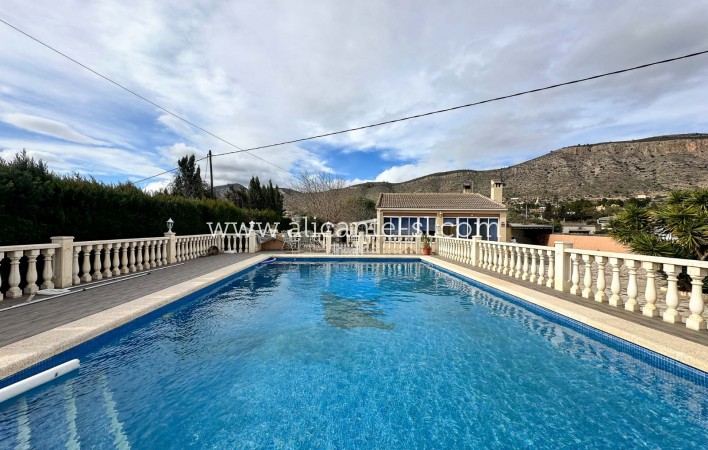 Sale - Finca - Hondón de las Nieves