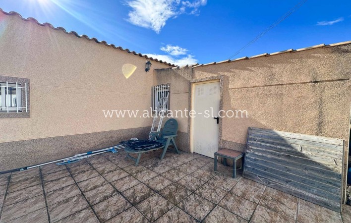 Revente - Finca - Hondón de las Nieves