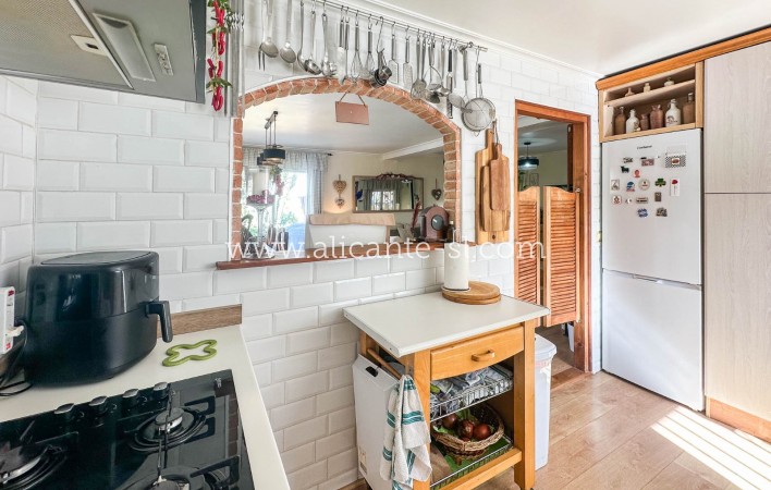 Revente - Finca - Hondón de las Nieves