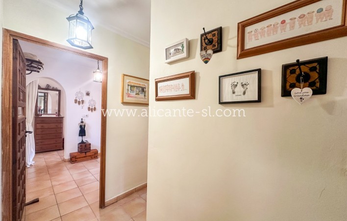 Revente - Finca - Hondón de las Nieves