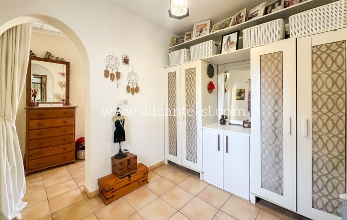 Revente - Finca - Hondón de las Nieves