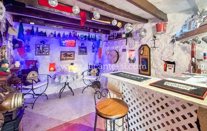 Revente - Finca - Hondón de las Nieves