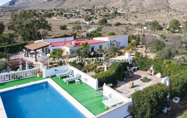 Revente - Finca - Hondón de las Nieves