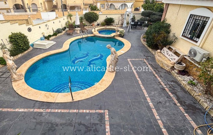 Sale - Villa  - Monforte del Cid