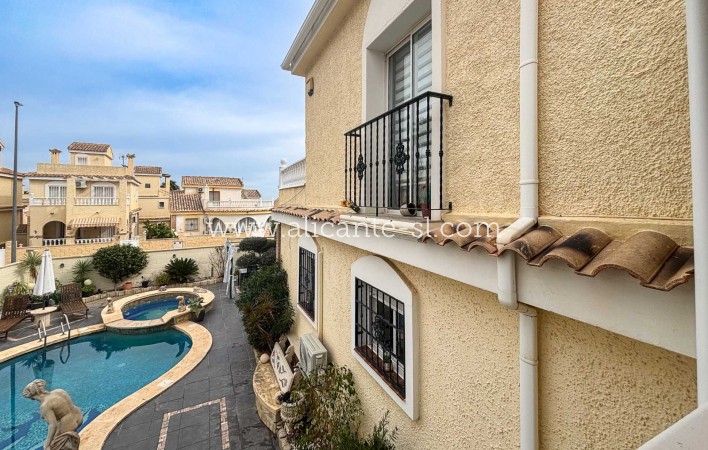 Sale - Villa  - Monforte del Cid