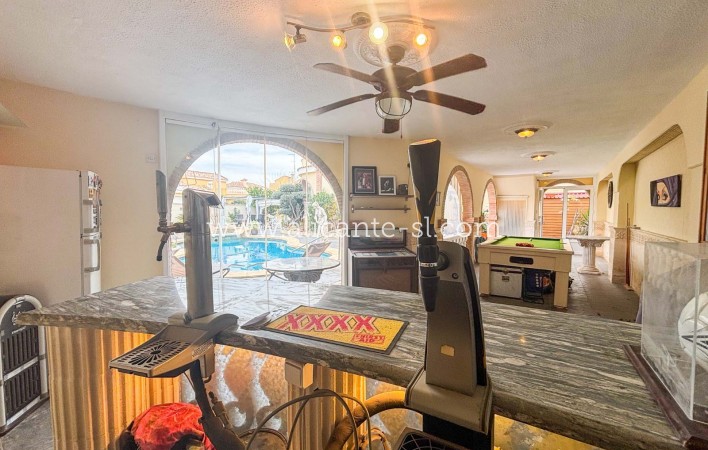 Sale - Villa  - Monforte del Cid