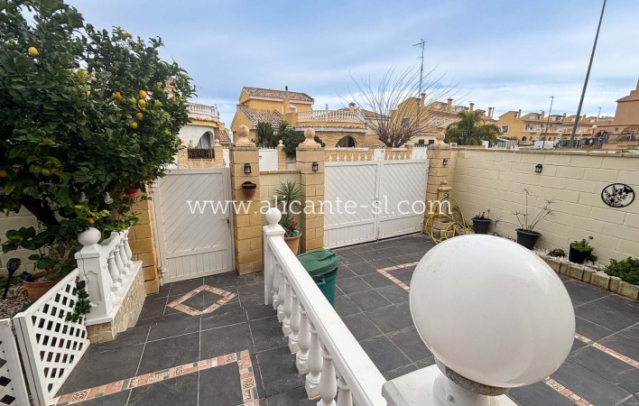 Sale - Villa  - Monforte del Cid