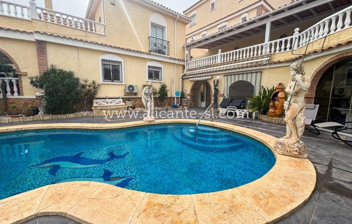 Sale - Villa  - Monforte del Cid