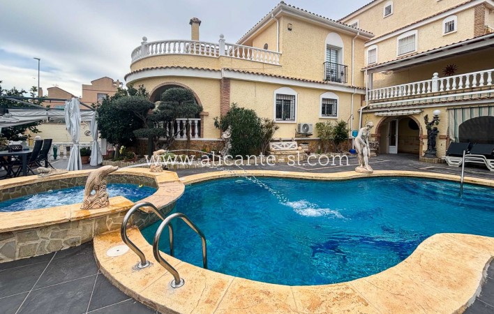 Sale - Villa  - Monforte del Cid