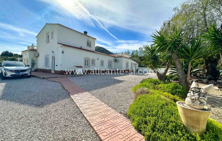 Sale - Villa  - Hondón de los Fráiles
