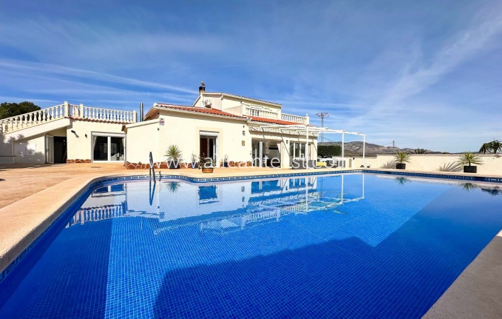 Sale - Villa  - Hondón de los Fráiles