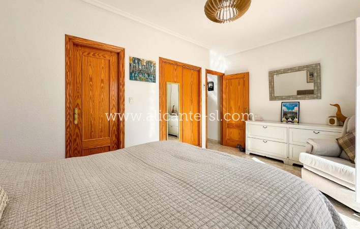 Sale - Villa  - Hondón de los Fráiles