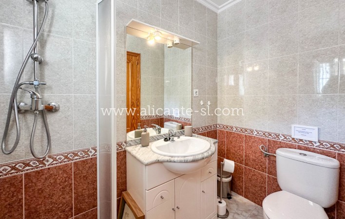 Sale - Villa  - Hondón de los Fráiles