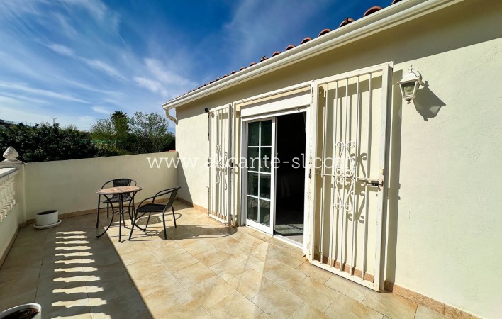 Sale - Villa  - Hondón de los Fráiles