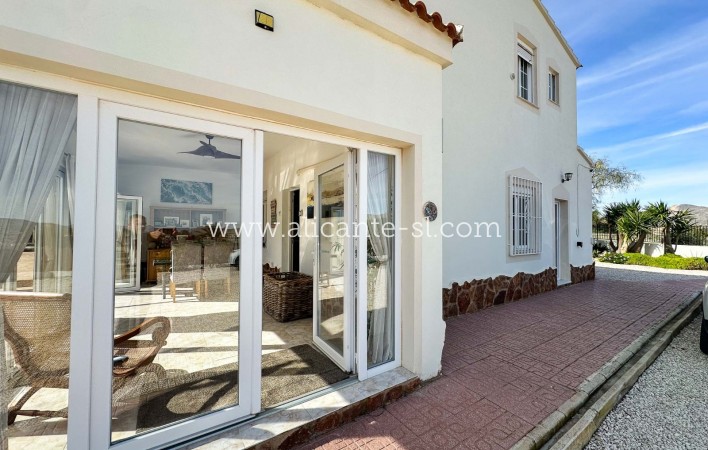 Sale - Villa  - Hondón de los Fráiles