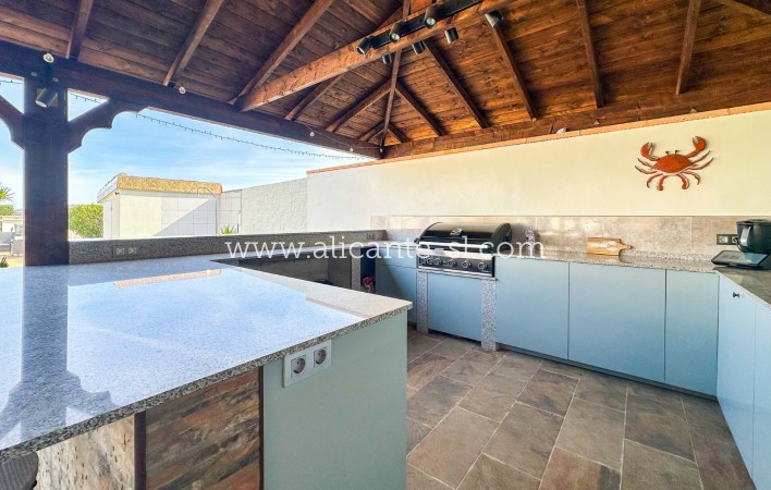 Sale - Villa  - Hondón de los Fráiles