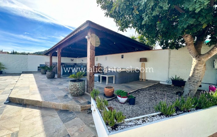 Sale - Villa  - Hondón de los Fráiles