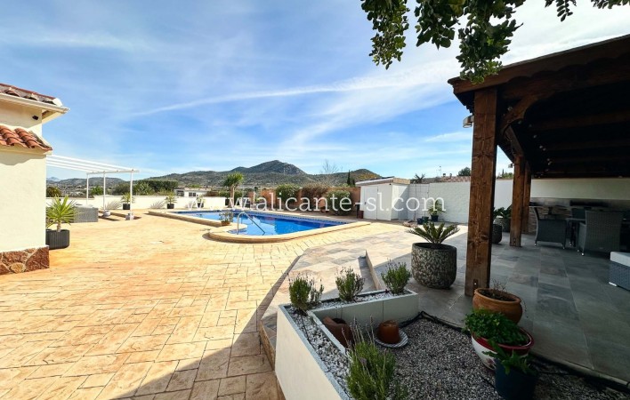 Sale - Villa  - Hondón de los Fráiles