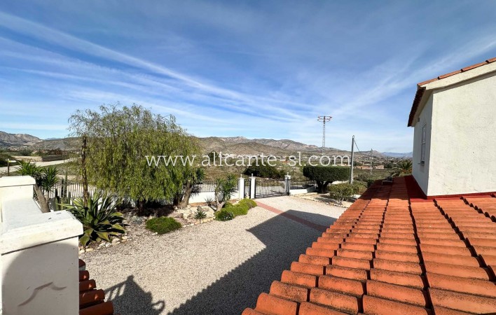 Sale - Villa  - Hondón de los Fráiles