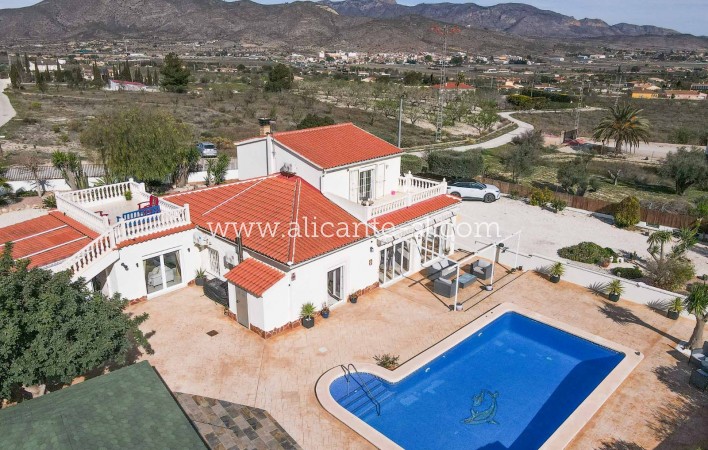 Sale - Villa  - Hondón de los Fráiles