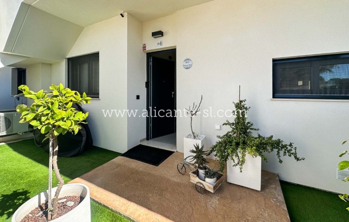 Sale - Apartment  - Pilar de la Horadada