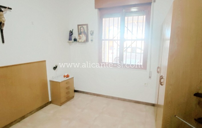 Venta - Villa  - Aspe