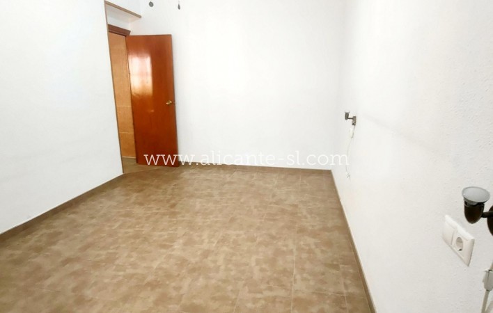 Venta - Villa  - Aspe