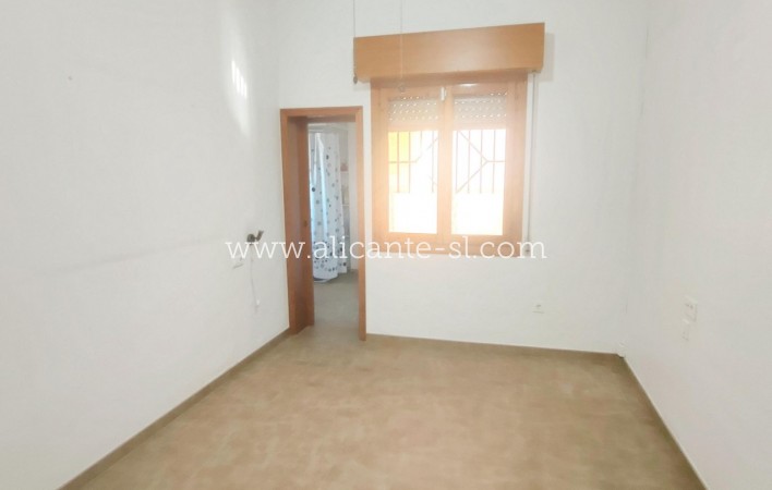 Venta - Villa  - Aspe