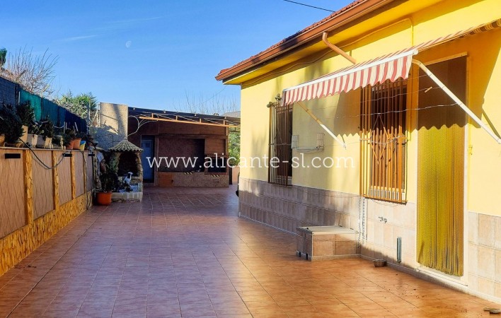 Venta - Villa  - Aspe