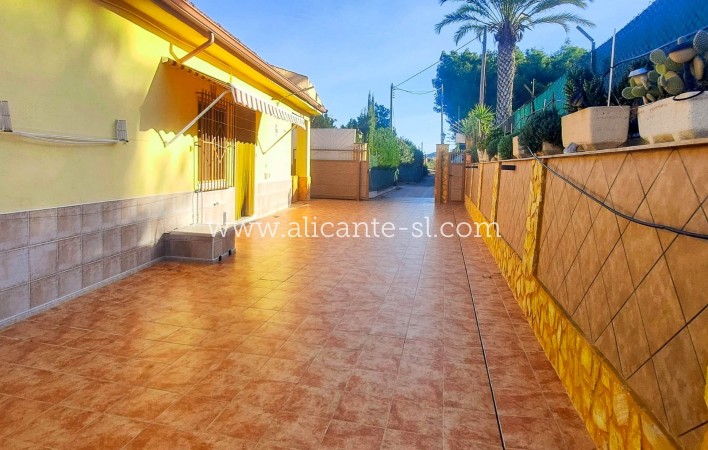 Venta - Villa  - Aspe