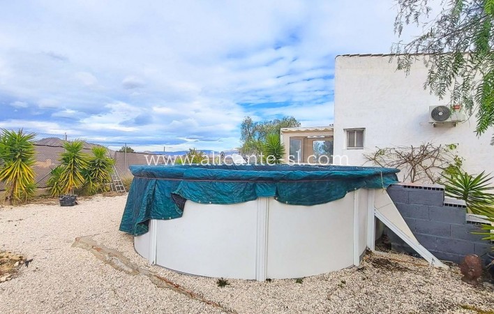 Resale - Landhaus - Aspe