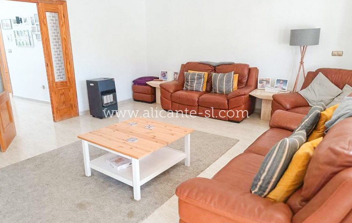 Resale - Villa / Doppelhaushälfte - Fortuna