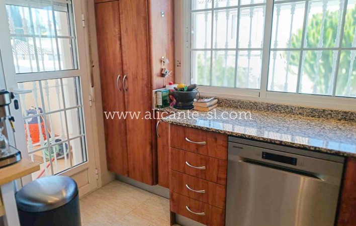 Resale - Villa / Doppelhaushälfte - Fortuna