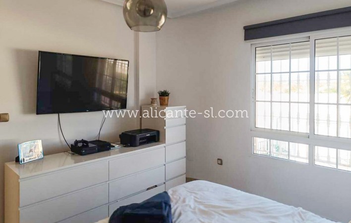 Resale - Villa / Doppelhaushälfte - Fortuna