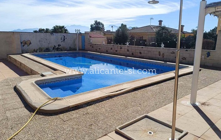 Resale - Villa / Doppelhaushälfte - Fortuna