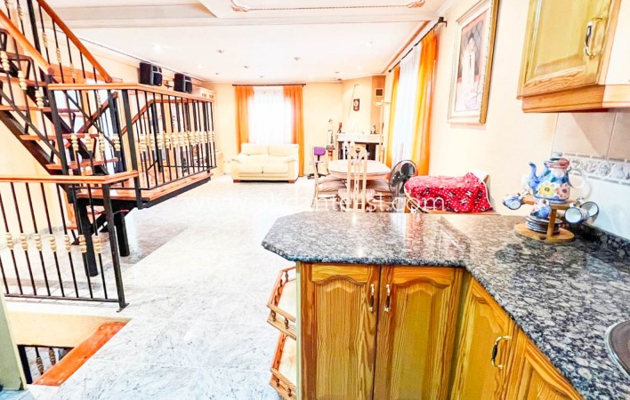 Venta - Villa  - La Romana